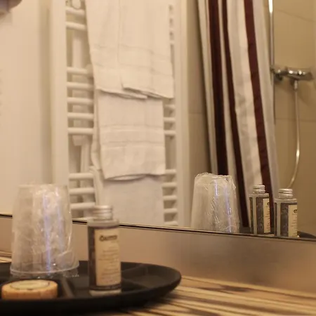 タンホイザー ホテル 3*